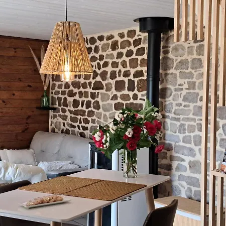 La Tour D'olympe Holiday home *