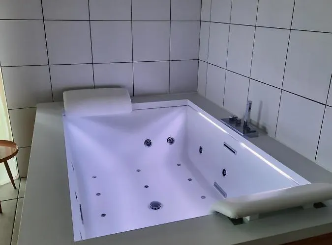 بيت للعطل La Tour D'olympe *