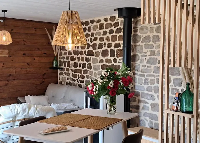 La Tour D'olympe بيت للعطل *