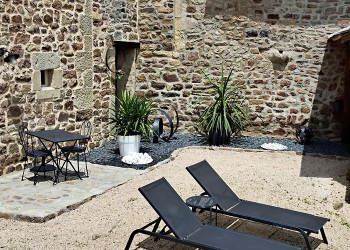 La Tour D'olympe بيت للعطل